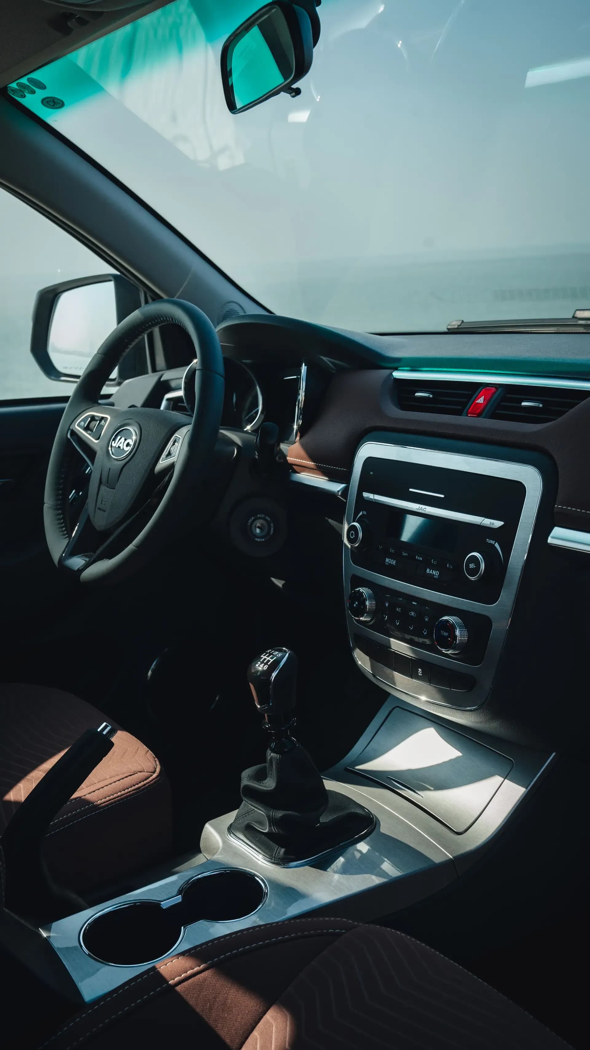 Bluetooth Connectivity & USB Ports